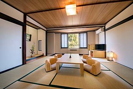 Superior Family Room