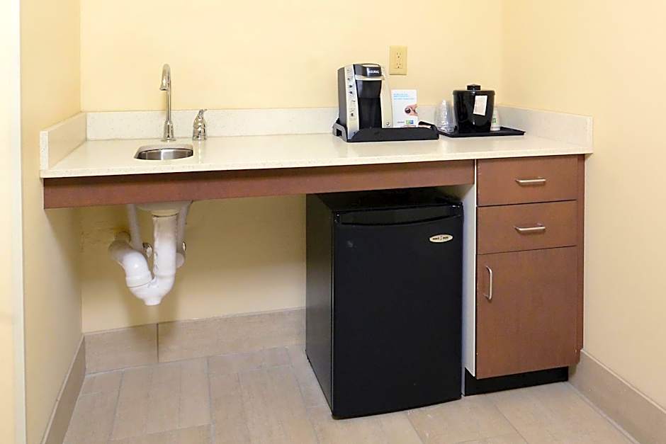 Holiday Inn Express Hotel & Suites Research Triangle Park By IHG