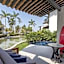 Thompson Zihuatanejo, A Beach Resort by Hyatt
