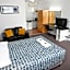 Holbrook Town Centre Motor Inn