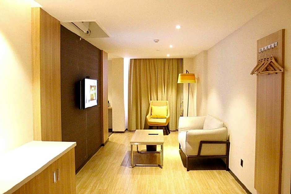 IU Hotel Xian Zhong Gu Lou Square