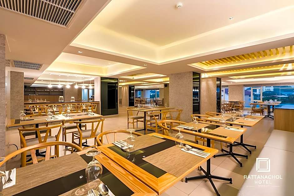 Rattanachol Hotel