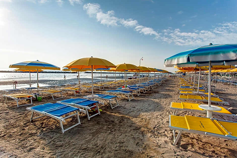 Hotel Asiago Beach