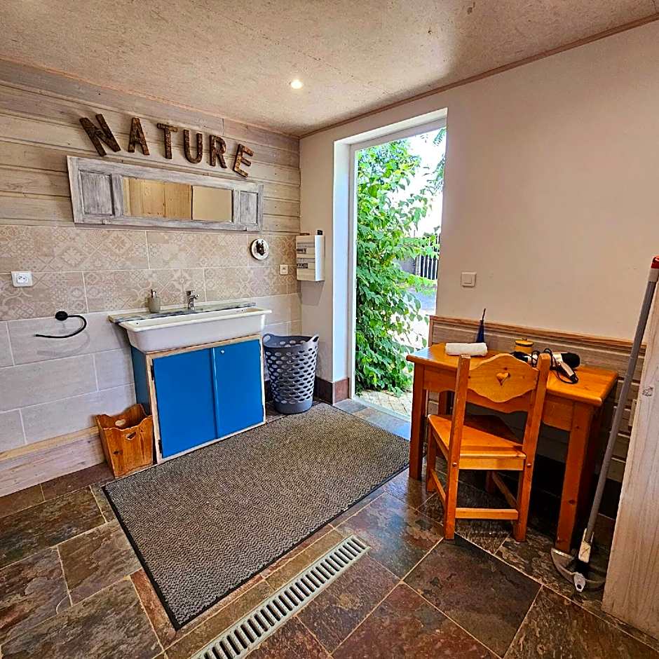 Au Refuge Des 3 Ours - Chambres d'hôtes et cabanes