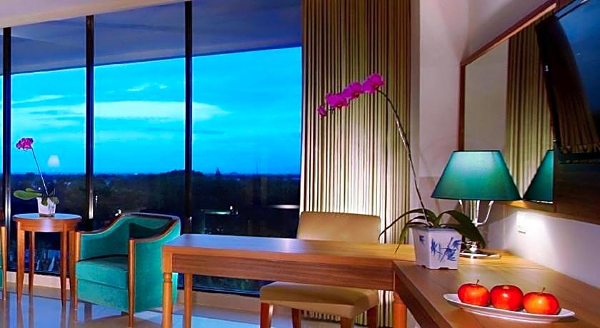 Aston Bojonegoro City Hotel