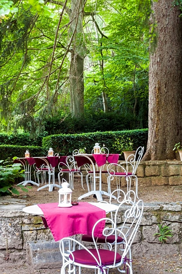Château De La Caze Piscine & Spa - Ste Enimie