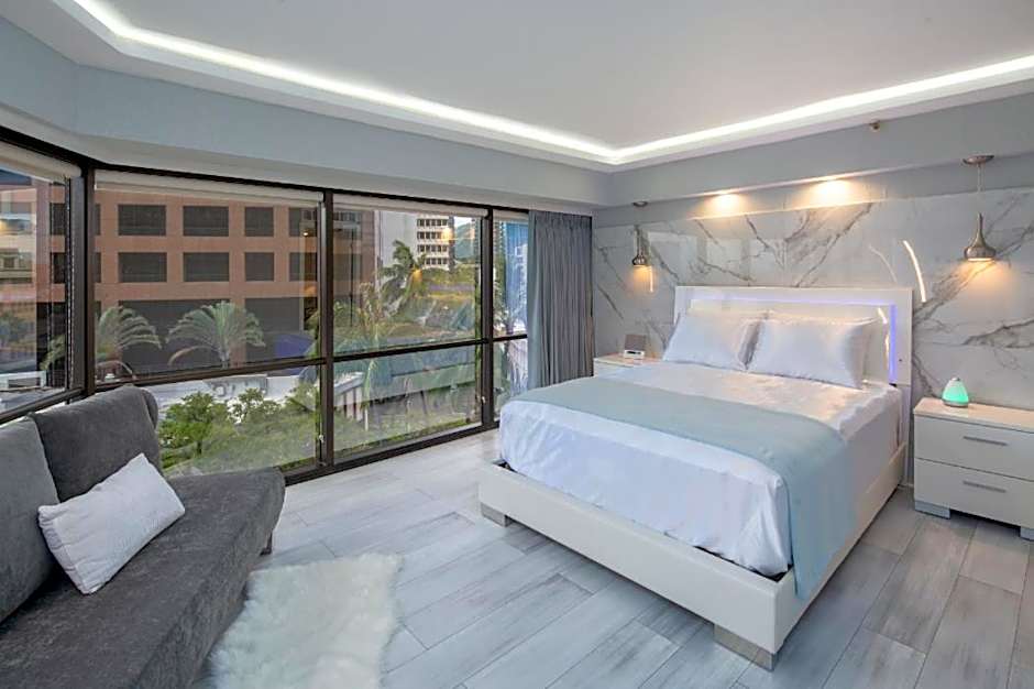 Executive Hotel Suite Downtown Free Parking