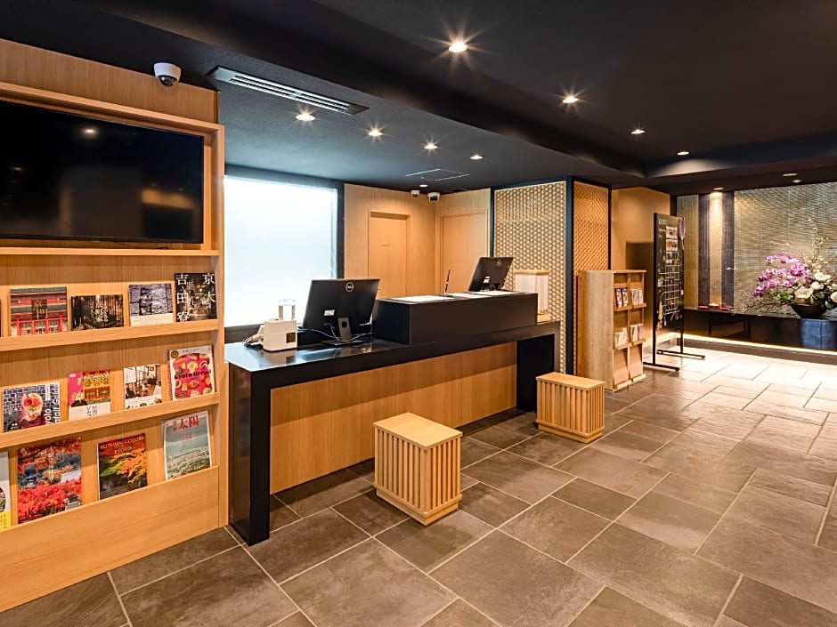Comfort Inn Kyoto Shijokarasuma