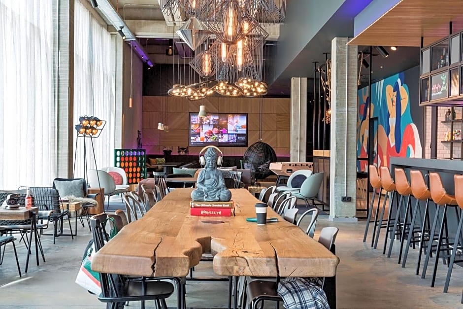 Moxy by Marriott Copenhagen Sydhavnen