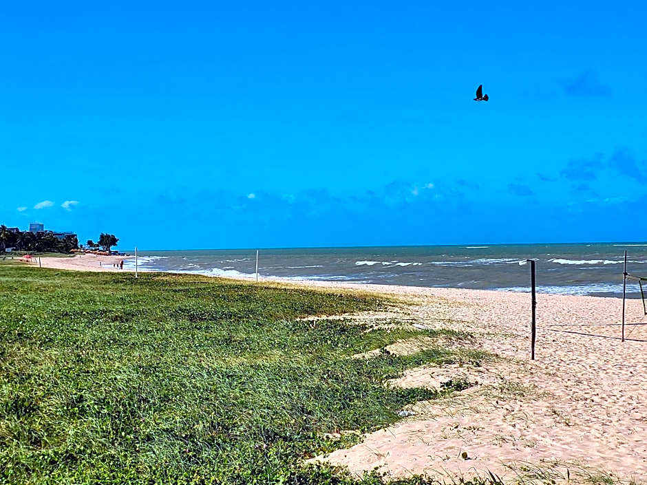 Comfortable flat in front of Bessa beach