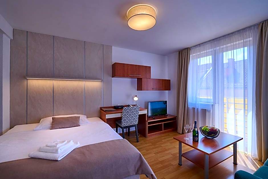 Hotel Urpín City