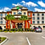 Holiday Inn Express & Suites Houston South - Pearland By IHG