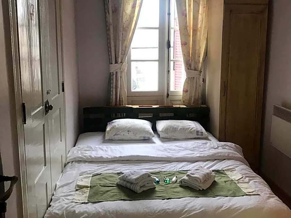 Eolya Konuk Evi