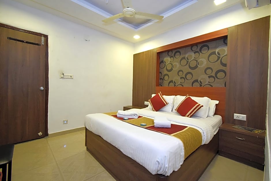 Hotel Anupam-Paldi 