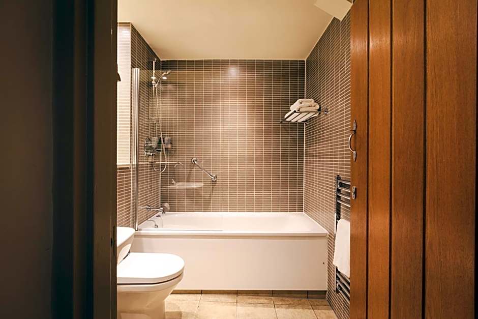 The Pilsley Inn - Chatsworth