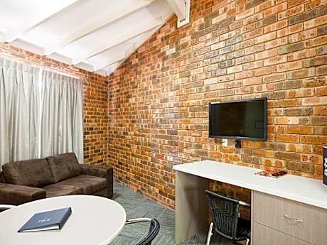 Queen Studio with Sofa Bed