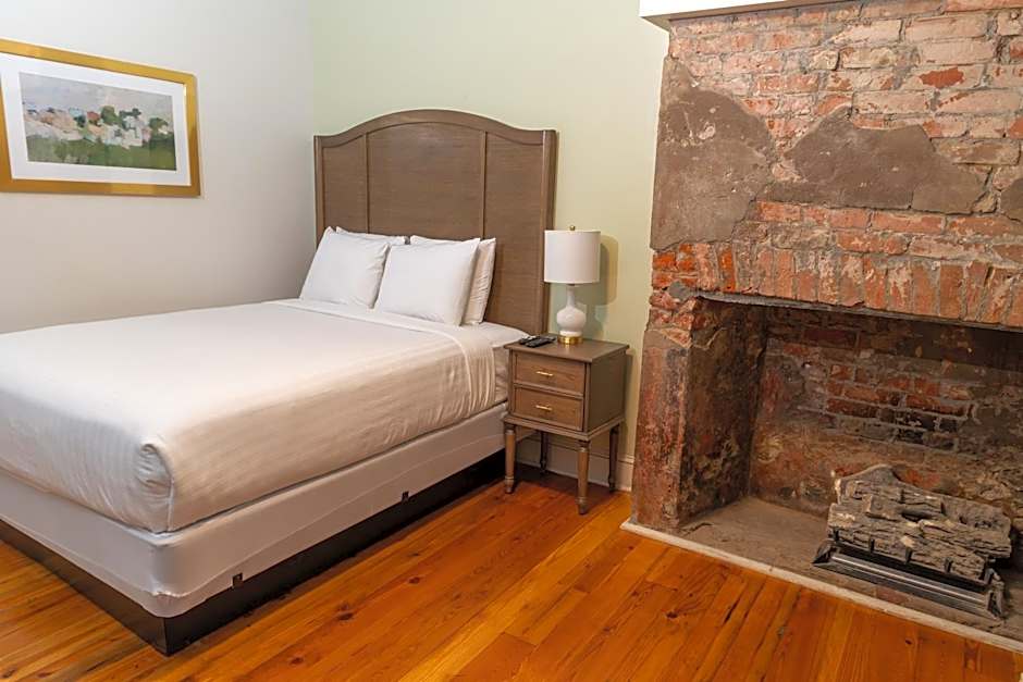 Inn On St. Ann, A French Quarter Guest Houses Property