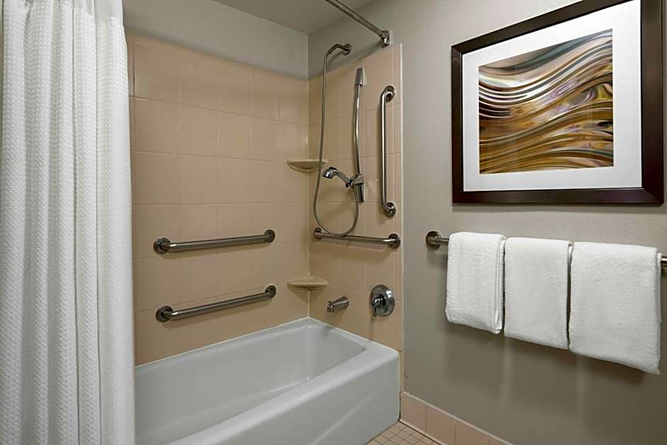 Courtyard by Marriott Rockford
