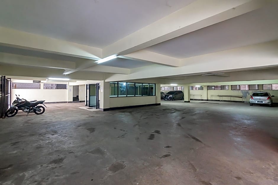 RedDoorz near Sukabumi Station 2