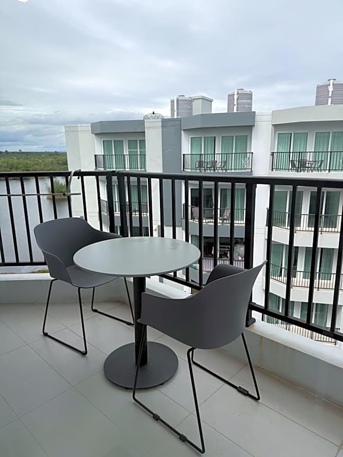 Mantra Condo M186