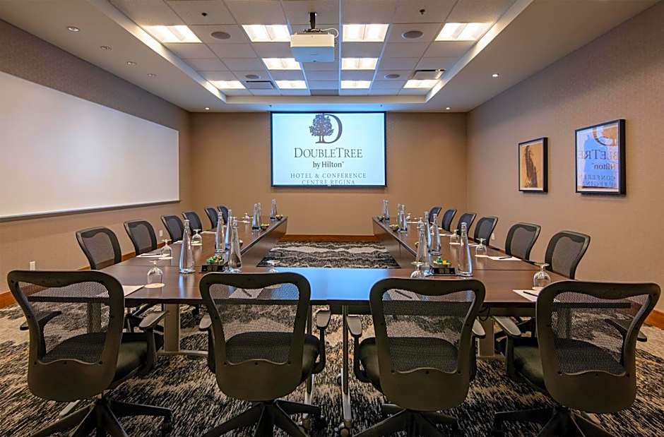 DoubleTree by Hilton Hotel - Conference Centre Regina