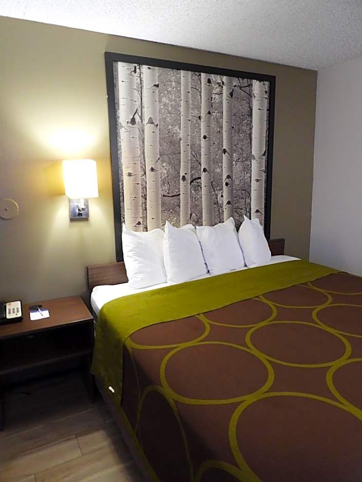 Super 8 by Wyndham Westminster Denver North