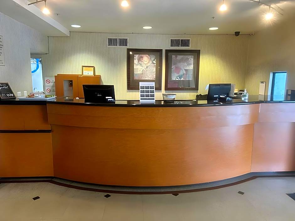 HUNTINGTON BEACH INN