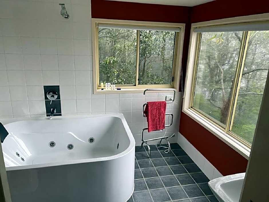 Tambaridge Bed & Breakfast
