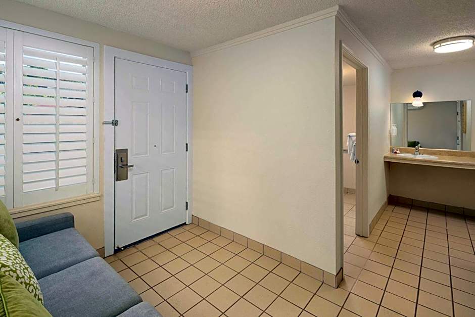 Days Inn by Wyndham Maui Oceanfront