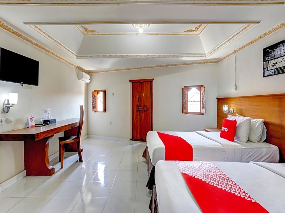 OYO 3950 The Ratna Hotel