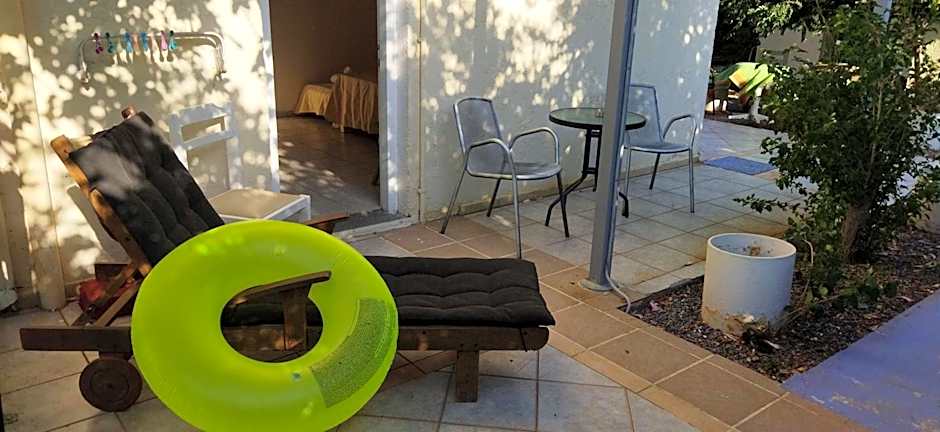 CLEO ROOM WITH YARD IN MALIA 250m FROM THE BEACH