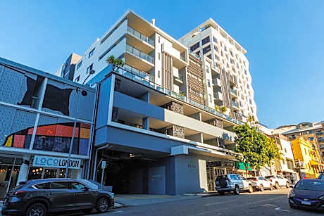 Atrio Apartments