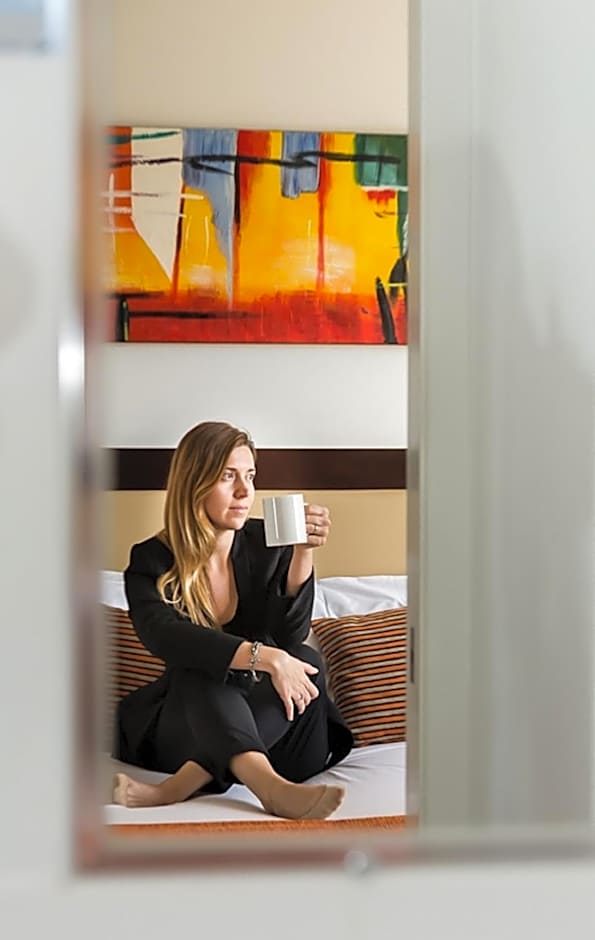 Gladstone Heights Executive Apartments