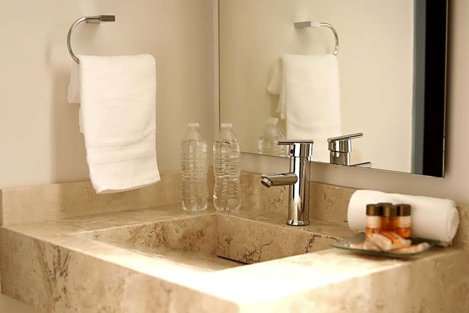 VIAMONTE House Boutique