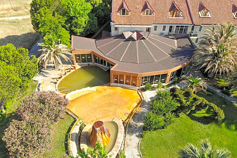 Lycus River Thermal Hotel