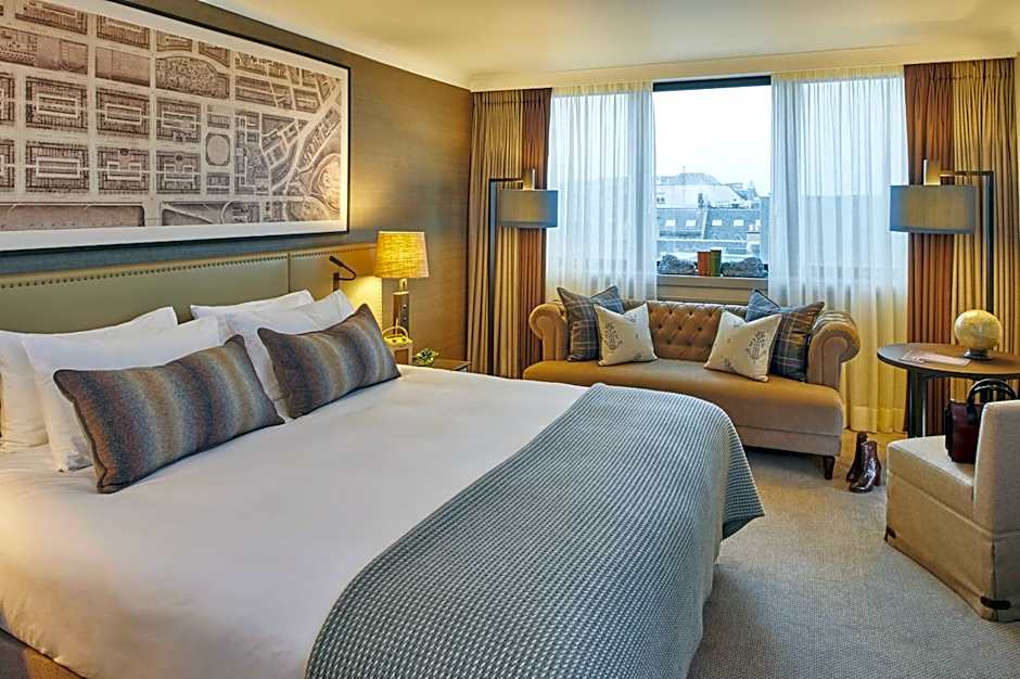 Photo 1 of 4 of Premium 1 King Bed