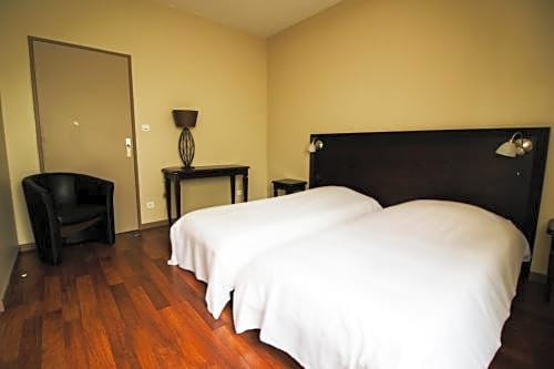 Ambiance Hotel