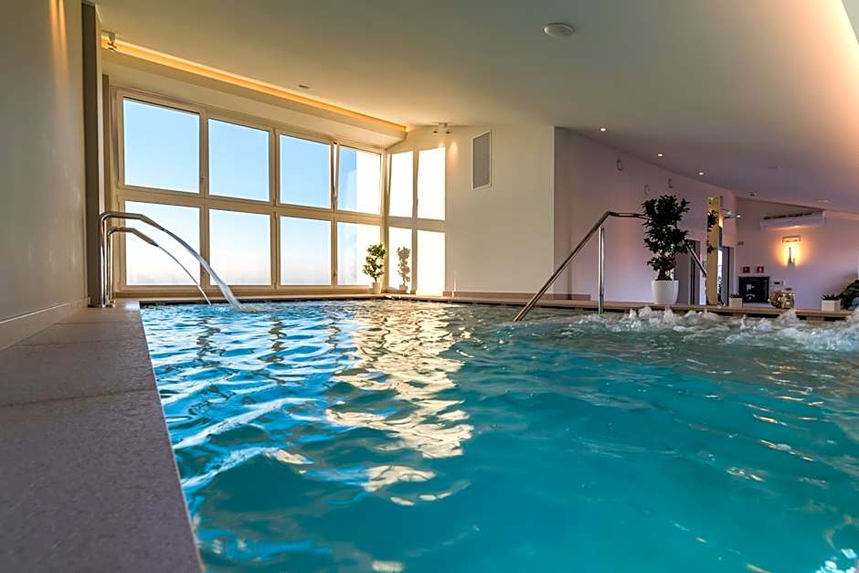 Hesperia Hotel & Residence