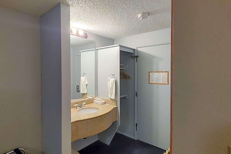 Rodeway Inn Seatac