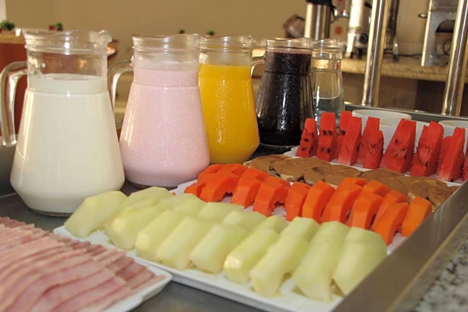 Samba Laguna Tourist