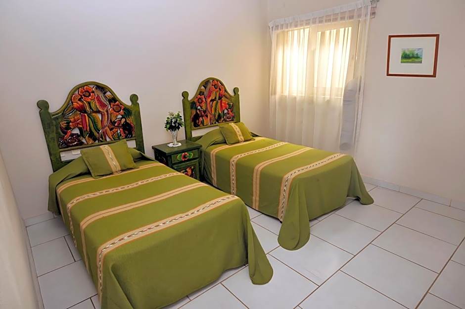 Marina Banderas Suites Hotel Boutique