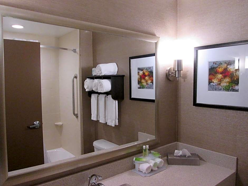 Holiday Inn Express Hotels Cloverdale (Greencastle) By IHG