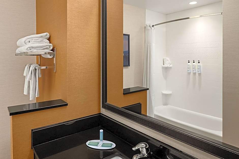 Fairfield Inn & Suites by Marriott Waterloo Cedar Falls