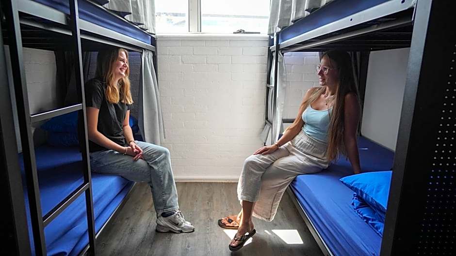 Summer House Backpackers Brisbane