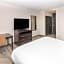 DoubleTree by Hilton Newark Penn Station, NJ