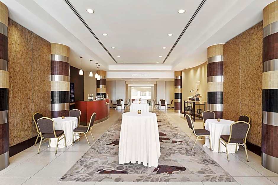 Embassy Suites By Hilton Hotel Alexandria-Old Town
