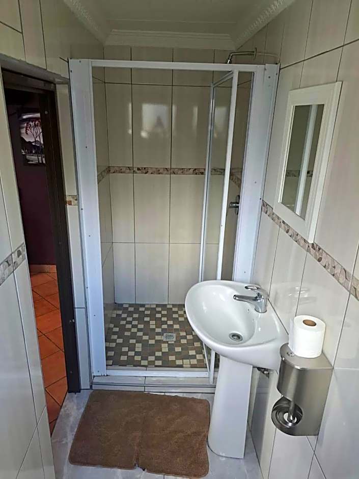 Mino Guest House
