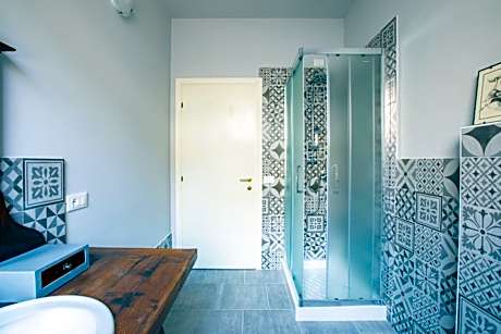 Deluxe Double or Twin Room with City View