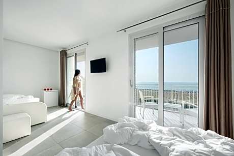 Superior Double Room with Sea View