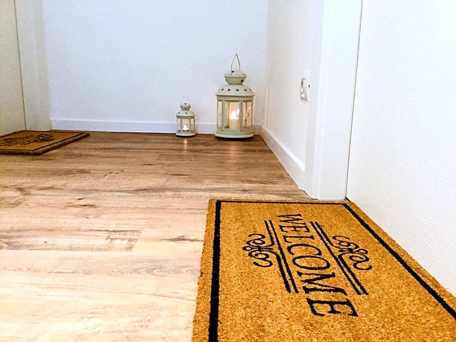 Flowers Sweet Rooms B&B